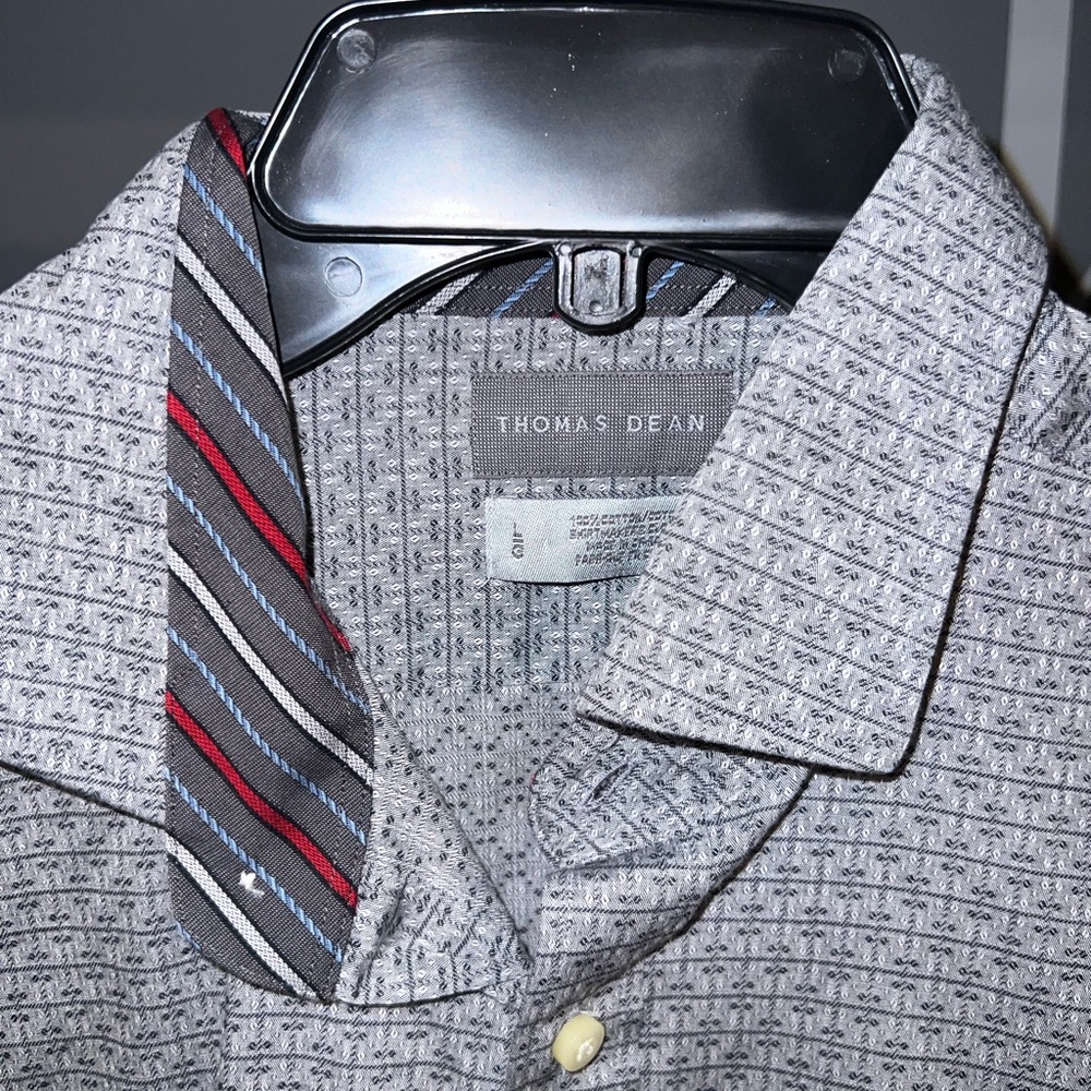 Thomas Dean Men's Gray Geometric Button Down Shirt - Picture 2 of 3